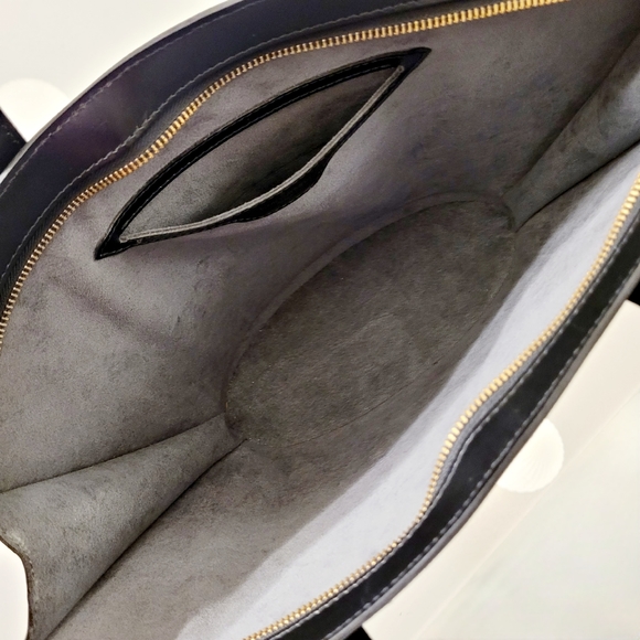 LOUIS VUITTON Blk EPI Leather ST JACQUES EXCELLENT Condition - Picture 9 of 13